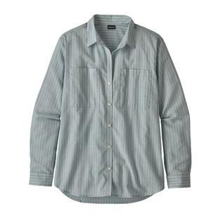  Patagonia Women's Lightweight A/C Buttondown