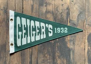 Geiger's X Wild Northland 1932 Pennant GREEN