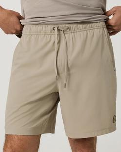 Vuori Men's Kore Short - 7.5