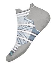 Smartwool Women's Run Targeted Cushion Stripe Low Ankle Socks MISTBLUE