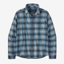 Patagonia Men's Long-Sleeved Cotton in Conversion Lightweight Fjord Flannel Shirt AVBI
