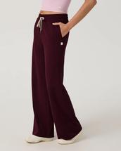Vuori Women's Halo Essential Wideleg CHERRYNOIR