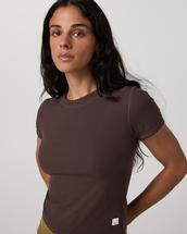 Vuori Women's Pose Fitted Tee FRENCHROAST
