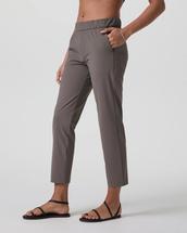 Vuori Women's Miles Ankle Pant CHIA