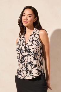 Tribal TEXTURED PRINT SLEEVELESS POLO TOP WITH SHIRTAIL PEBBLE