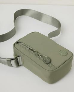 Vuori All Around Crossbody LAUREL