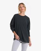 Vuori Women's Long-Sleeve Feather Tee WASHEDBLACK