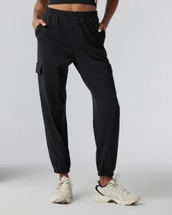 Vuori Women's Boyfriend Cargo Sweatpant BLACKHEATHER