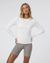 Vuori Women's Long Sleeve Lux Crew Tee WHITE