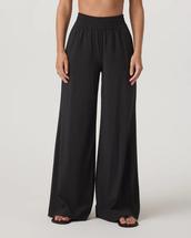Vuori Women's Villa Wideleg - Short BLACK